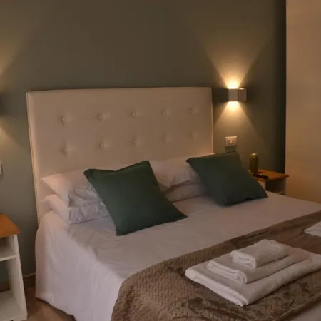 Luna Nuova 4* Nápoles