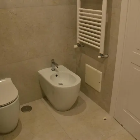 Luna Nuova Alojamento de Acomodação e Pequeno-almoço Nápoles