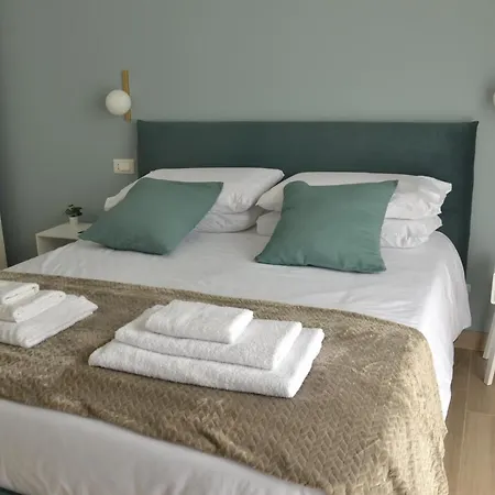 Alojamento de Acomodação e Pequeno-almoço Luna Nuova