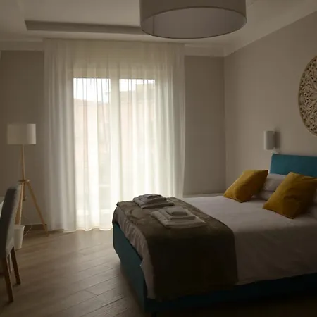 Luna Nuova Alojamento de Acomodação e Pequeno-almoço Nápoles